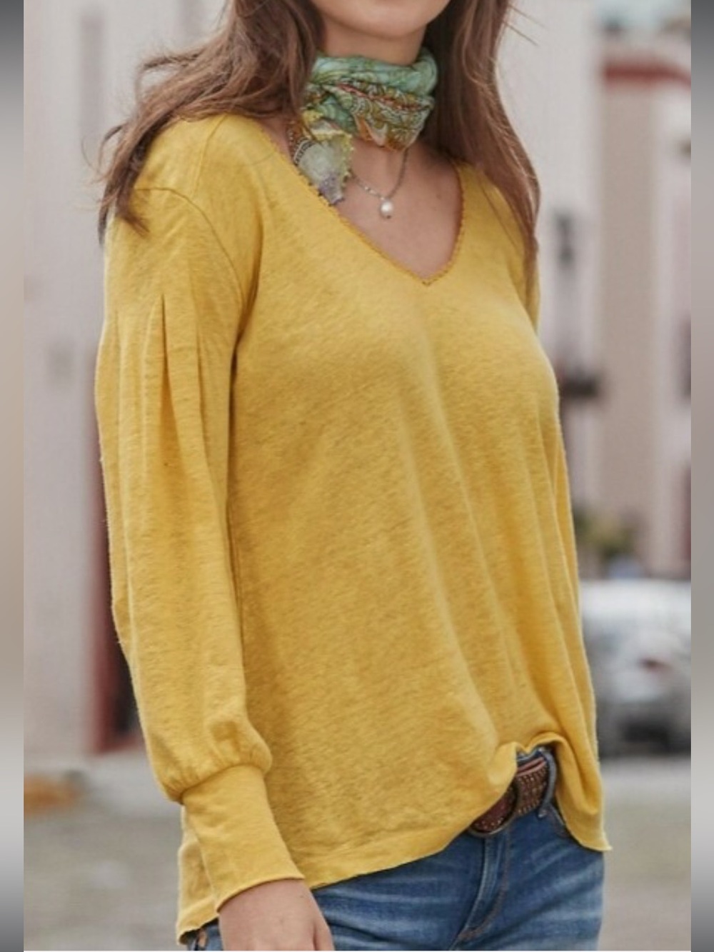 Sundance 100% linen long sleeve tshirt bright yellow pleated shoulder large
